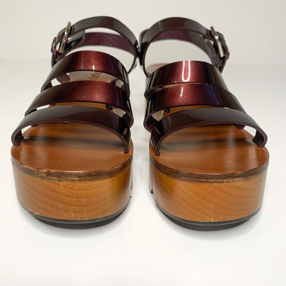 Chanel Burgundy Patent Leather CC Logo Wooden Platform Sandals EU 38 US 7-7.5 - Picture 4 of 12